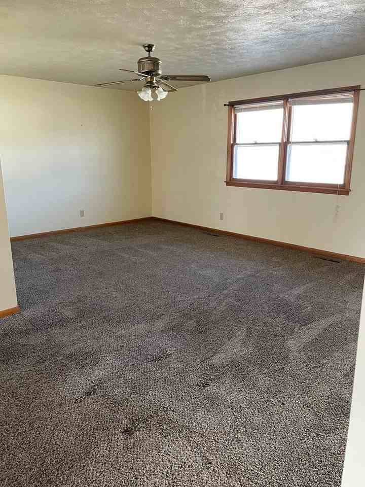 2912 25th St - Photo 3 of 14