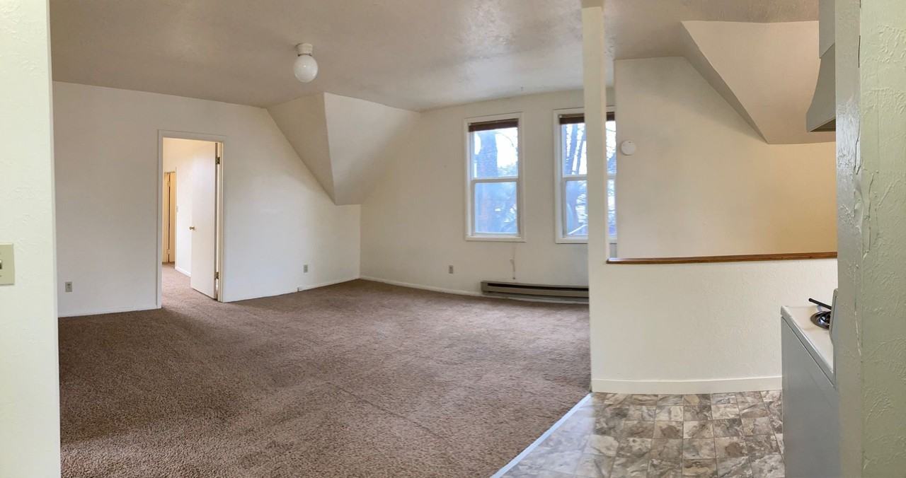 1716 Blaine St #2 - Photo 3 of 14