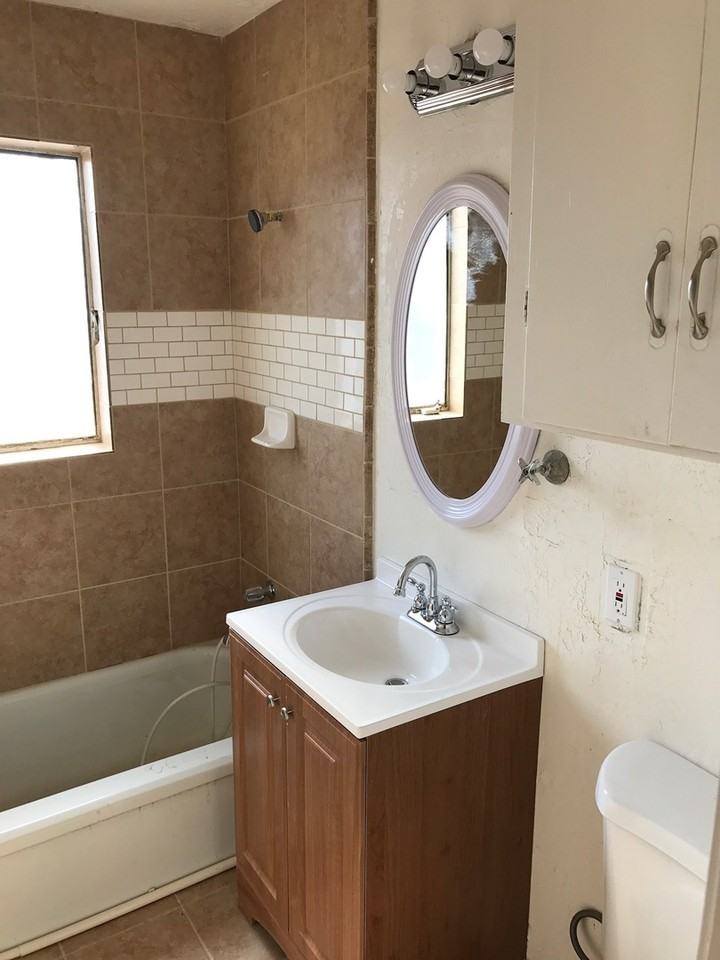 1642 S Bardo St - Photo 5 of 8
