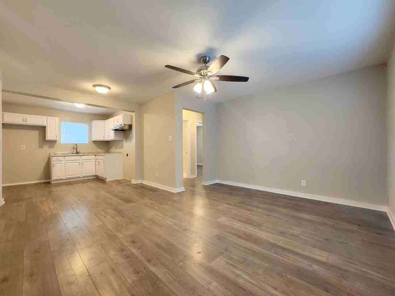 1108 2nd Ave N - Photo 3 of 16