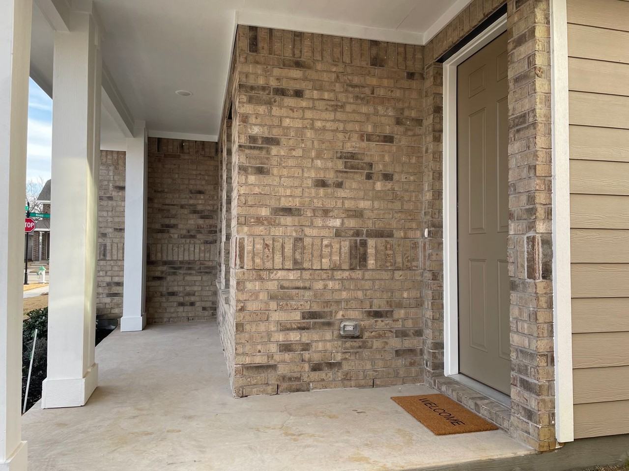 6009 Pitcher Way - Photo 3 of 30