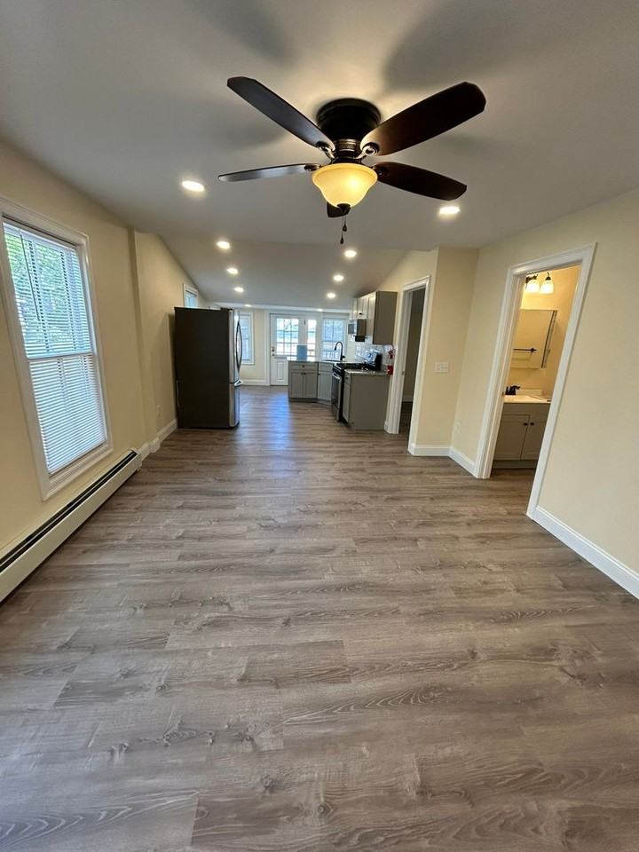 88 North Street - Photo 2 of 17