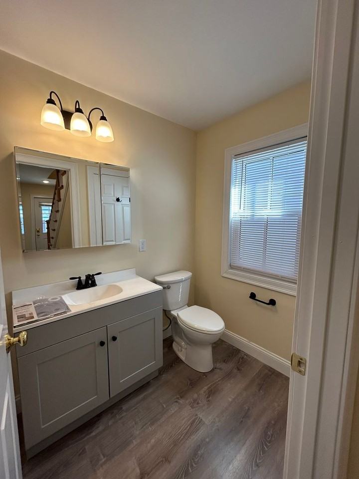 88 North Street - Photo 7 of 17