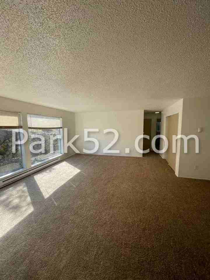 4002 S Warner St #07 - Photo 7 of 17