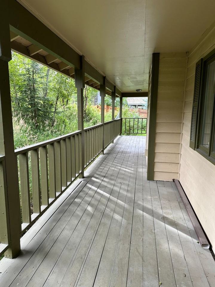 3340 Eastwind Dr - Photo 4 of 37