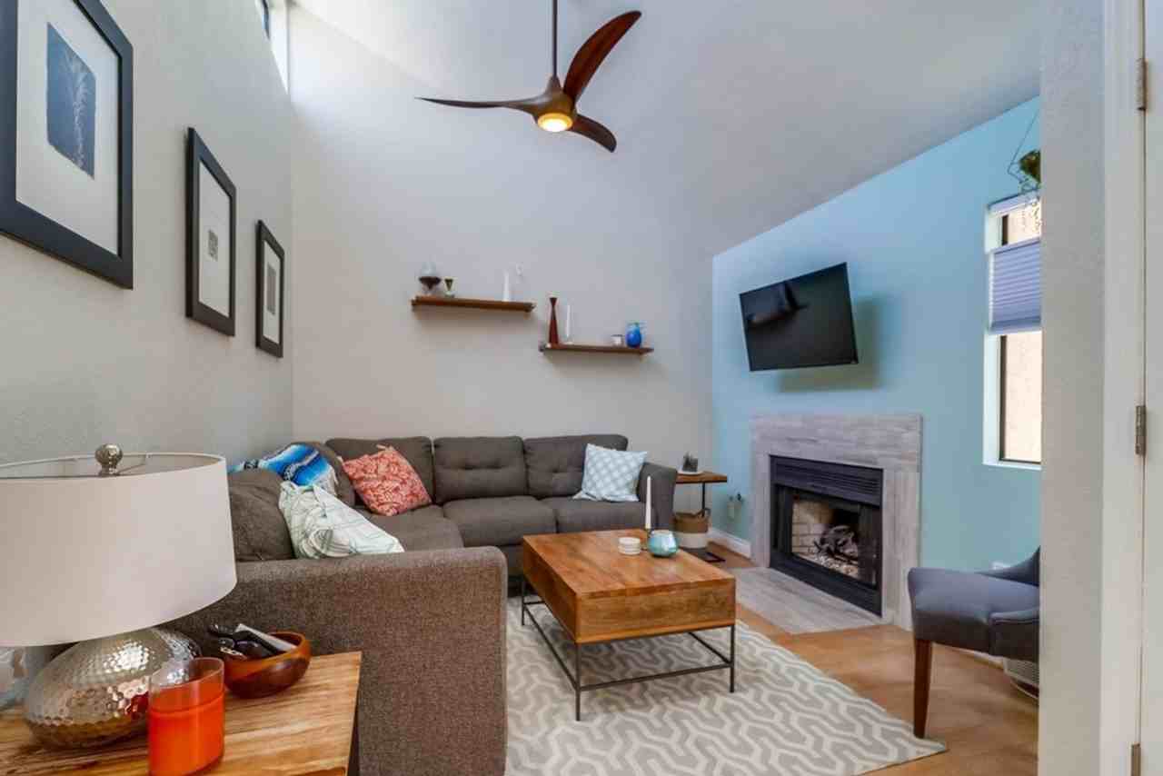 4671 Hamilton St - Photo 3 of 19