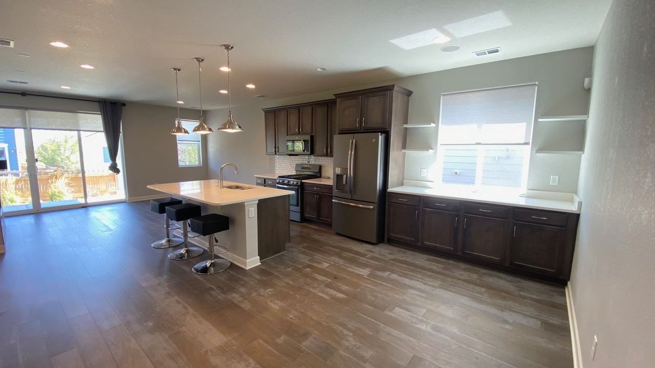 6314 Empire Ave - Photo 2 of 25