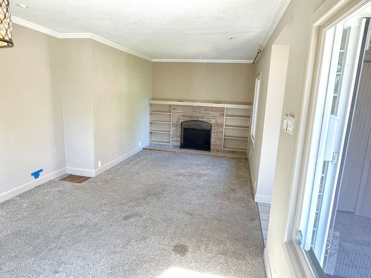 5612 Se Liebe St - Photo 6 of 30