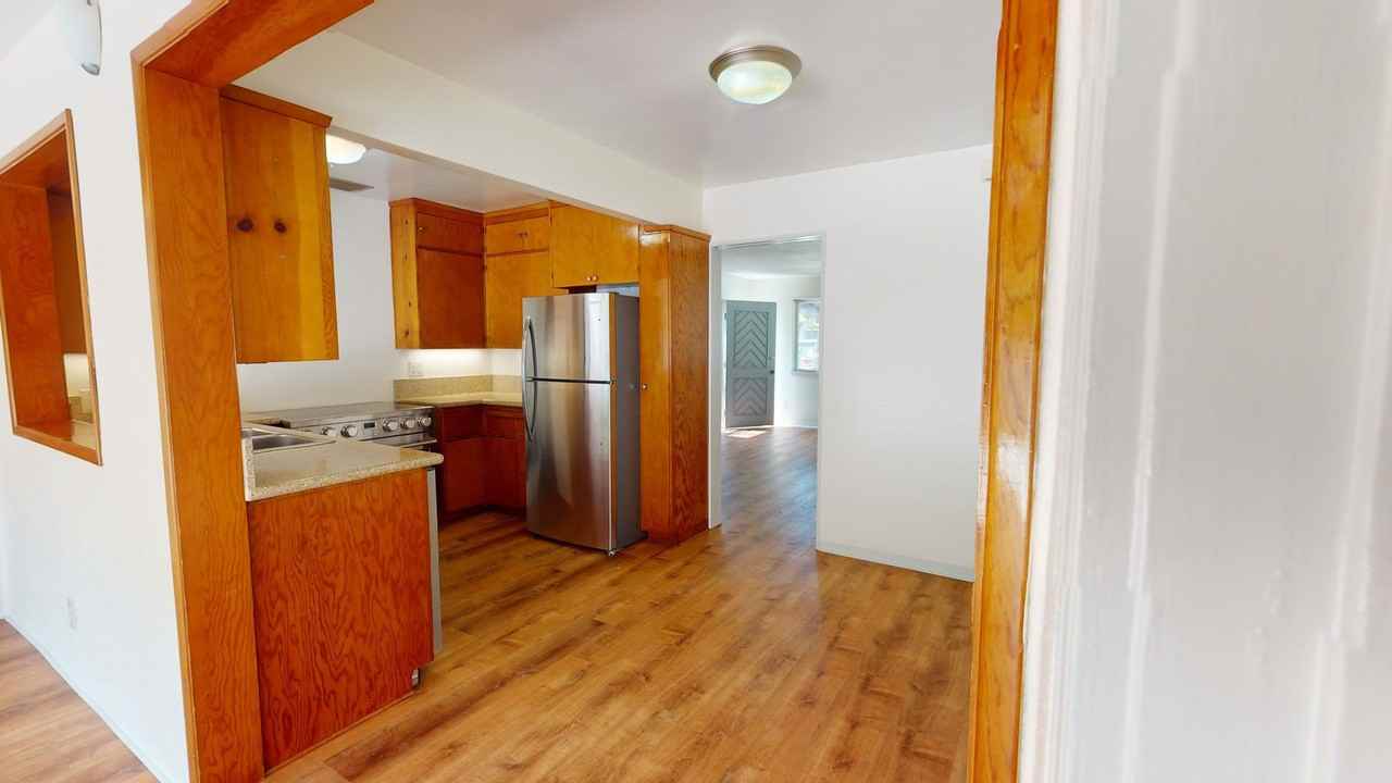 711 B Ave - Photo 6 of 17