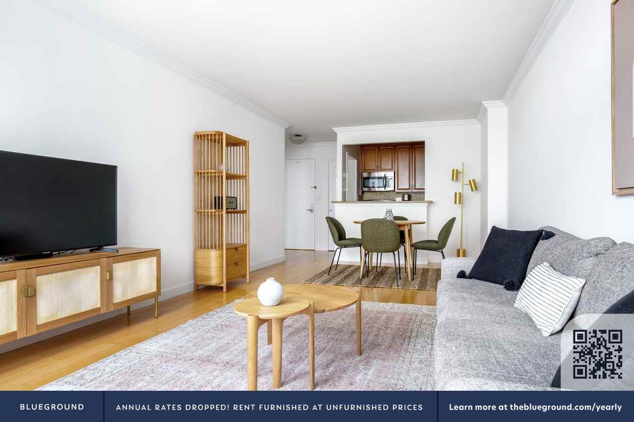 60 West 66th Street - Photo 4 of 39