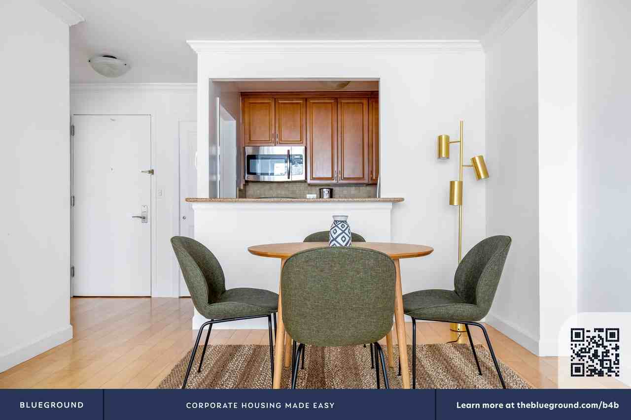 60 West 66th Street - Photo 6 of 39