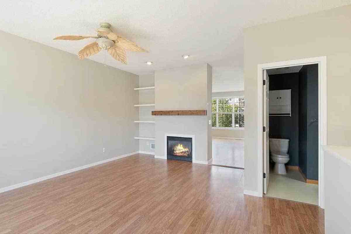 4672 Bulrush Boulevard - Photo 6 of 13