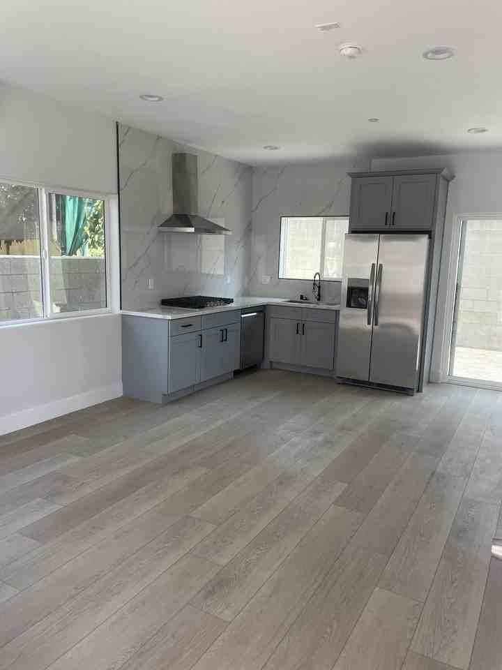 2034 Wesleygrove Ave #NA - Photo 2 of 27