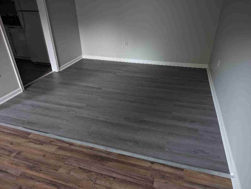 106 Molloy Ct - Photo 2 of 8