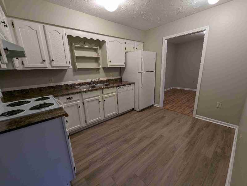 106 Molloy Ct - Photo 4 of 8