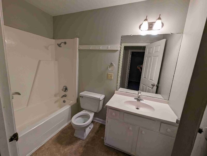 106 Molloy Ct - Photo 6 of 8