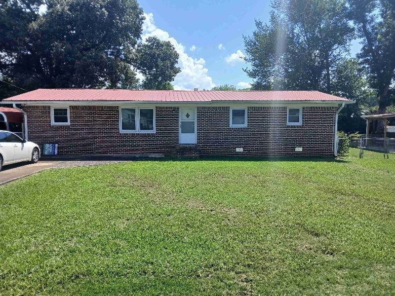 106 Franklin Dr S - Photo 2 of 21