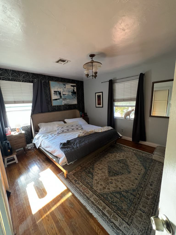 5539 Grape St - Photo 3 of 12
