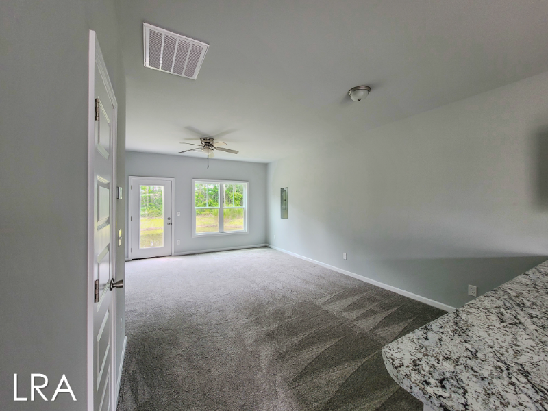 185 Buckhorn Ave - Photo 6 of 18