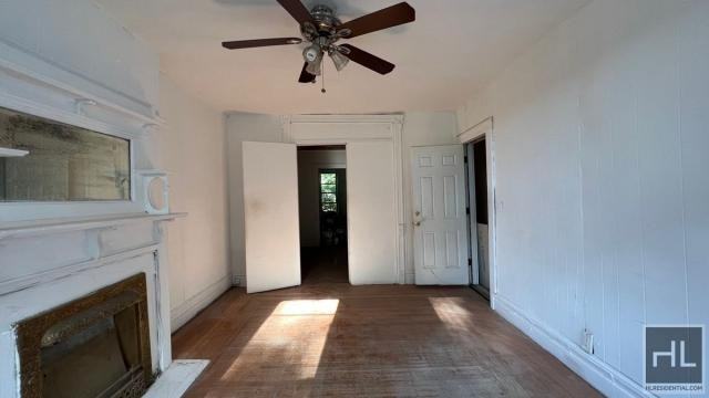 187 Kingston Ave - Photo 2 of 10