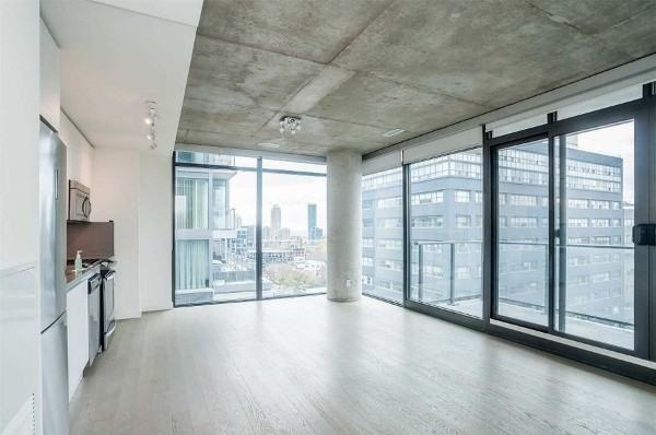 111 Bathurst Street