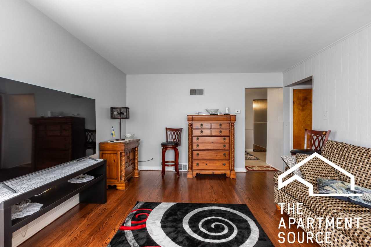 9056 Lamon Ave #2S - Photo 3 of 13