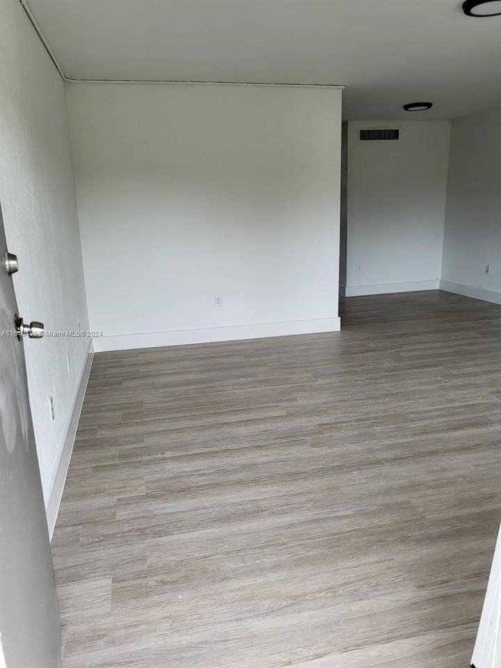 14100 Nw 6th Ct #109 - Photo 6 of 6