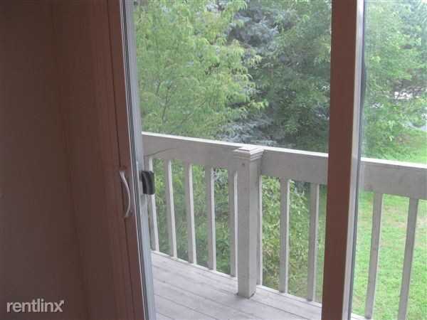 1523 Porter Cir - Photo 3 of 10