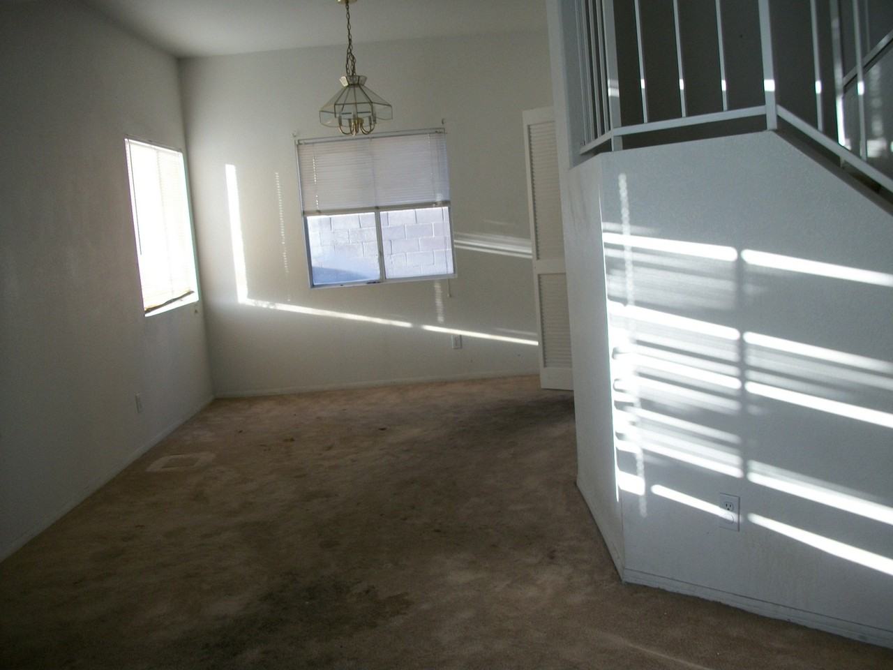 1719 Mesquite Ct - Photo 6 of 9