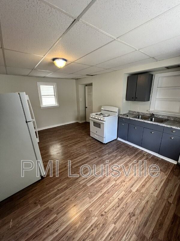 414 M St #1MK - Photo 4 of 8