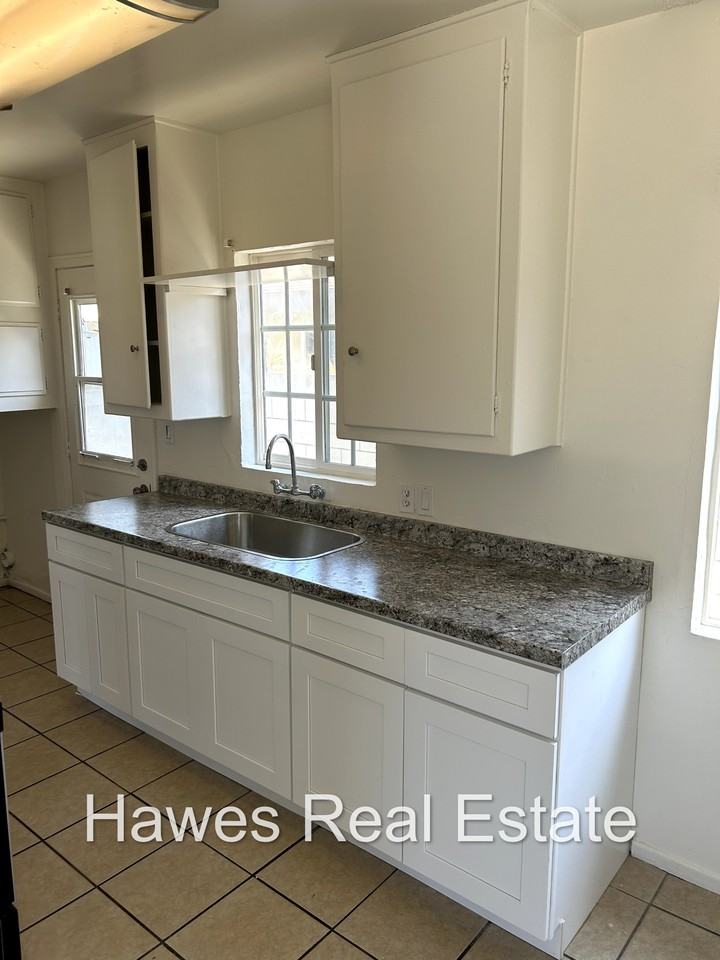 1157 E Nocta St - Photo 5 of 13