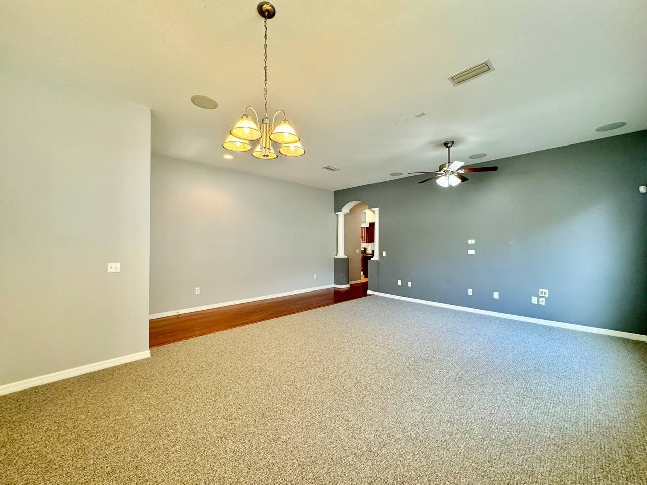 18205 Fall Creek Dr - Photo 6 of 42