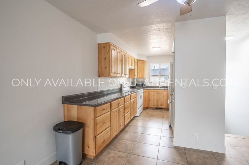 338 Cedarwood Dr - Photo 6 of 31