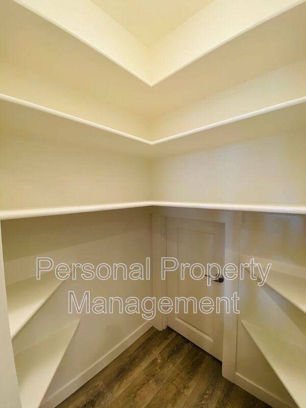 6009 Ne 105th Ave #A - Photo 4 of 16