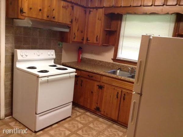 1311 Wichita Dr SW - Photo 2 of 9