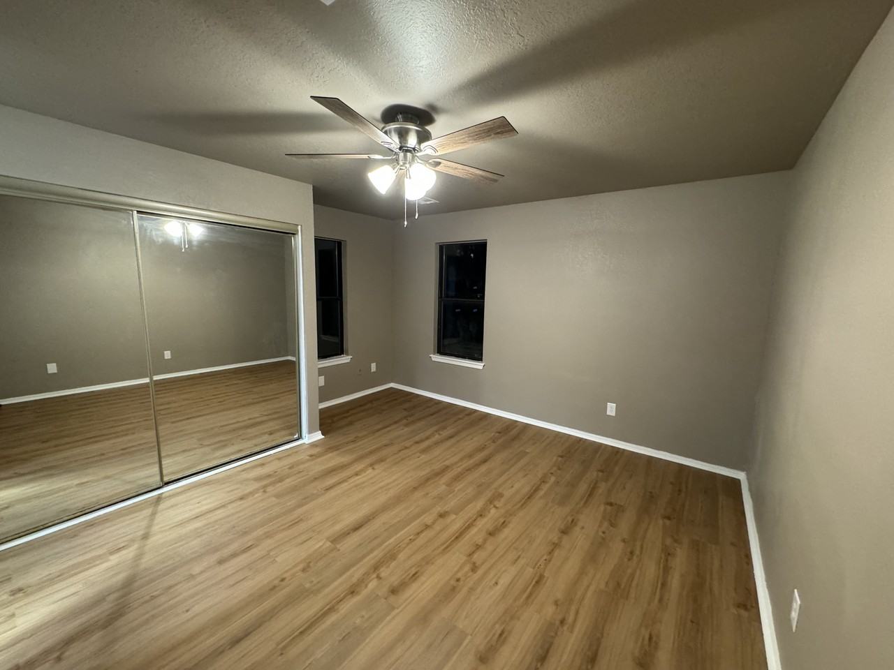 722 Stonecroft Cir #NA - Photo 4 of 7