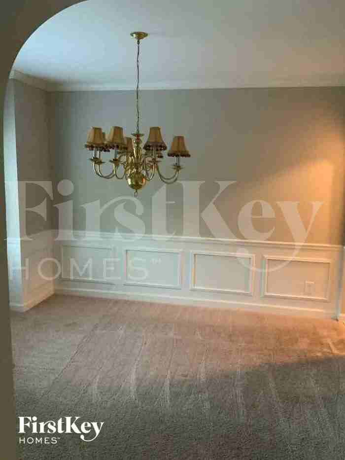 3192 Lovell Dr Sw - Photo 3 of 10