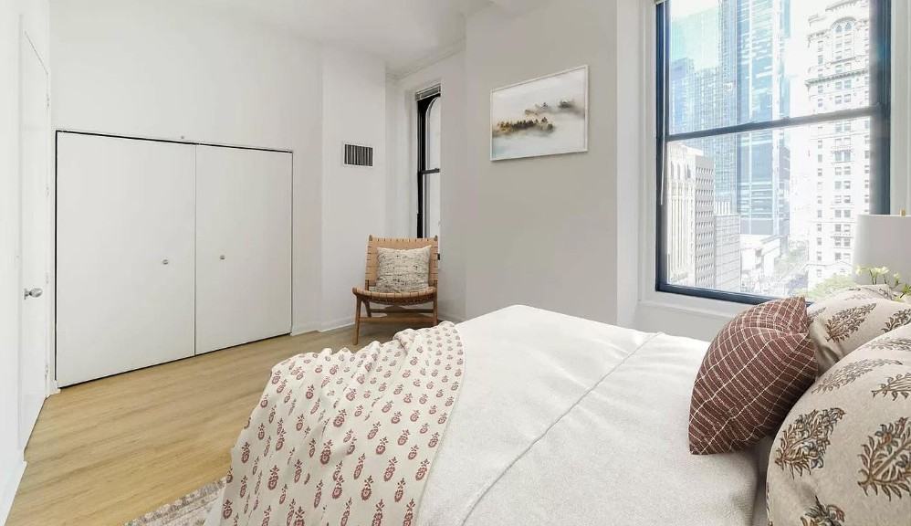 Broadway #14D - Photo 2 of 6