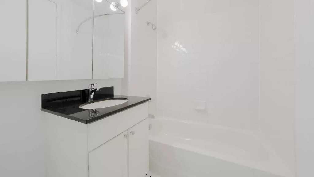 Broadway #14D - Photo 6 of 6