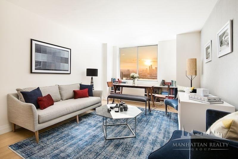 E 54th St #608 - Photo 7 of 20