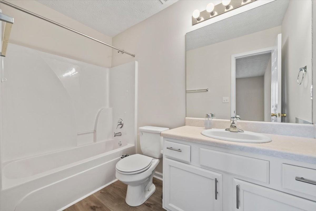 5655 Windfall Ln - Photo 3 of 29