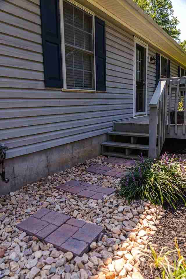 1076 Old Station Loop - Photo 2 of 50