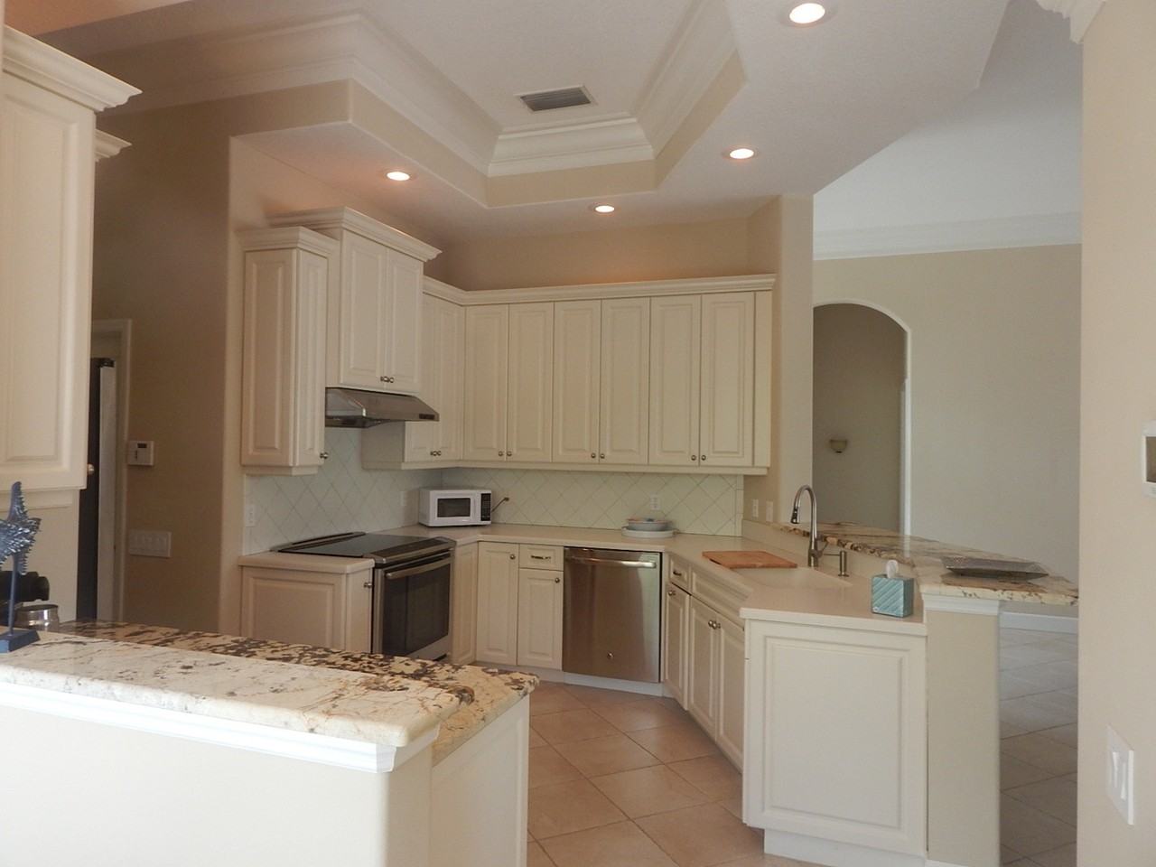 5247 97th St E - Photo 2 of 14