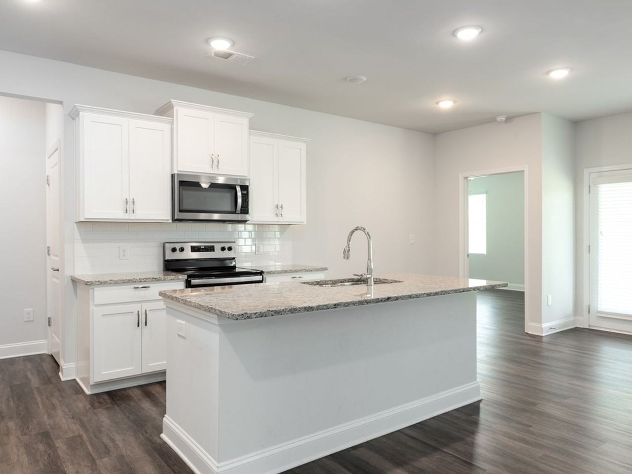 4512 Grove Manor Dr - Photo 3 of 17