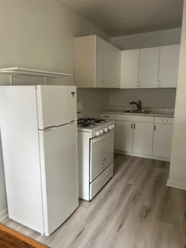 2602 40th Pl - Photo 2 of 6