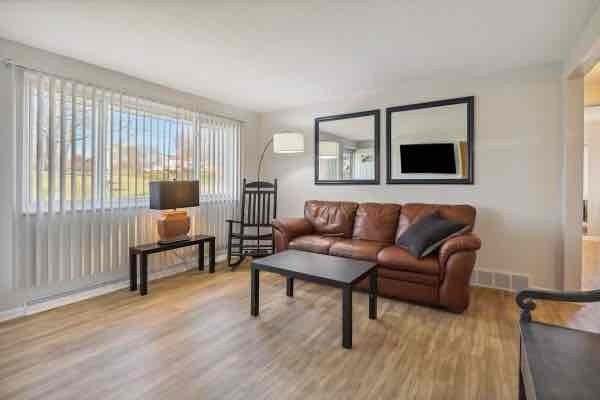 12630 Lakeridge St Nw - Photo 5 of 15