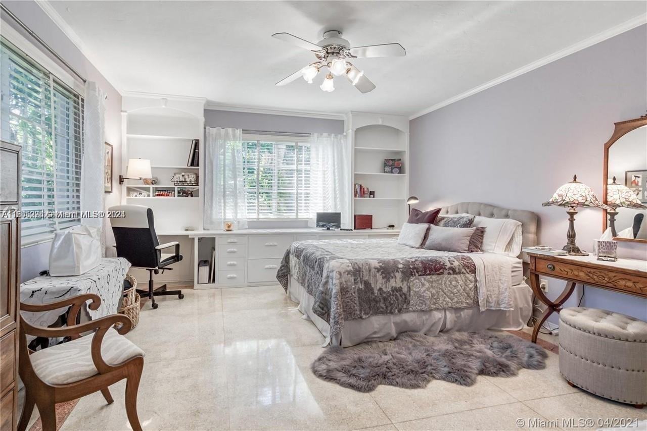 1124 Ne 89th St #NA - Photo 2 of 13