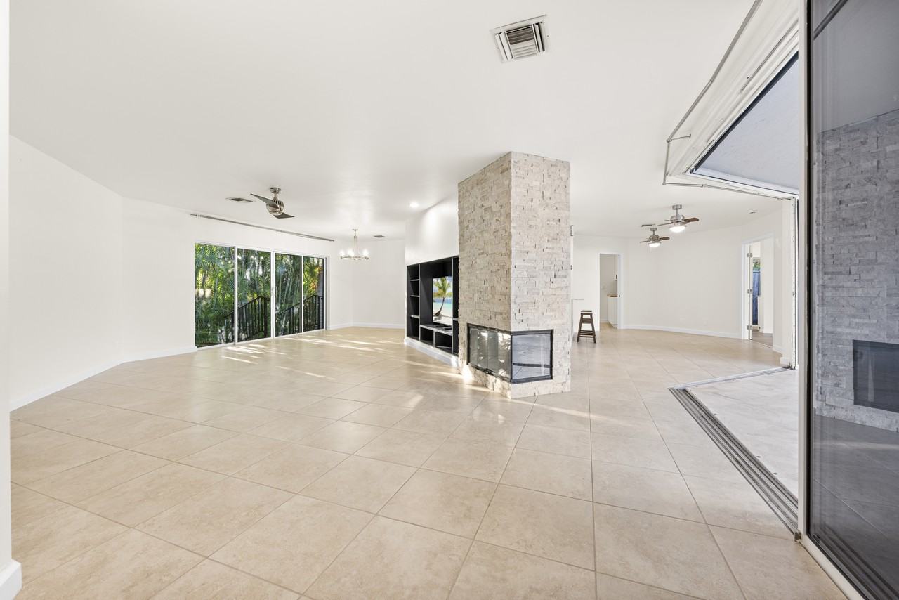 11741 Nw 23rd St #NA - Photo 5 of 50