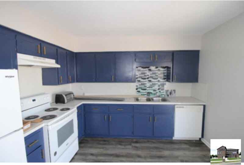 2102 Hunt Dr #D - Photo 2 of 6