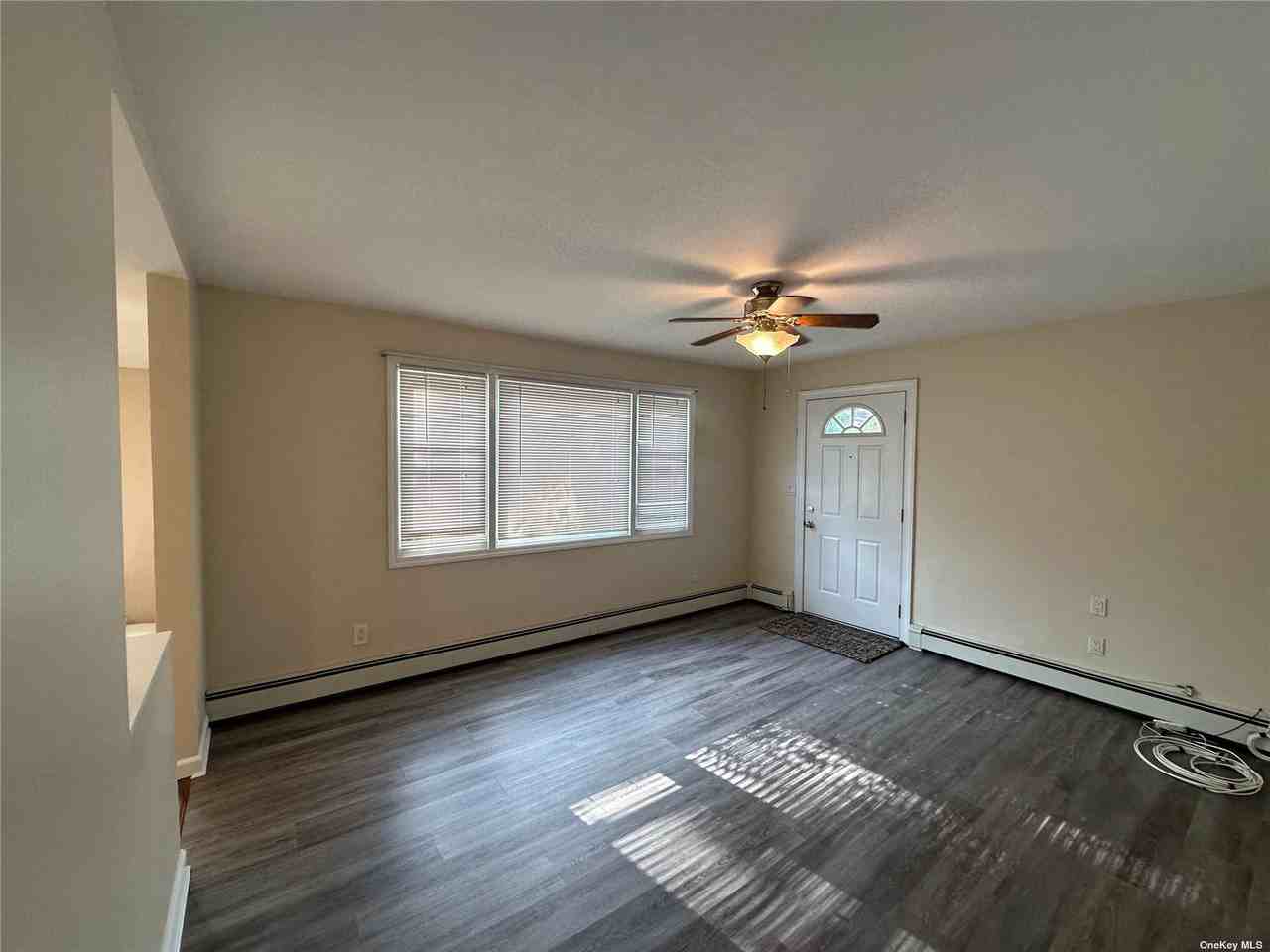 1571 Little Whaleneck Rd ##A - Photo 3 of 10